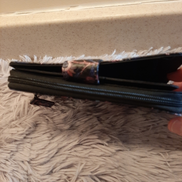 Mundi Vegan Leather Wristlet- New - Picture 9 of 12